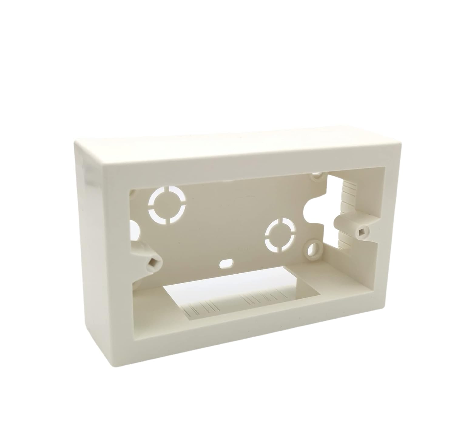 Cassetta parete/plafone 4 moduli PVC IP40 145x90x48 mm bianca RAL9010