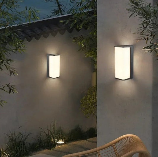 Applique LED 10W da esterno IP65 nera - luce fredda o naturale