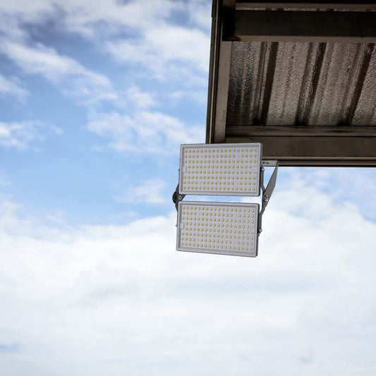 Faro LED modulare 500W IP65 nero 6500K - proiettore ad alta potenza per esterno