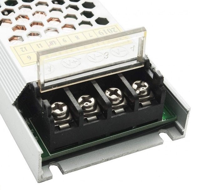 Alimentatore LED 24V 200W stabilizzato slim con trimmer