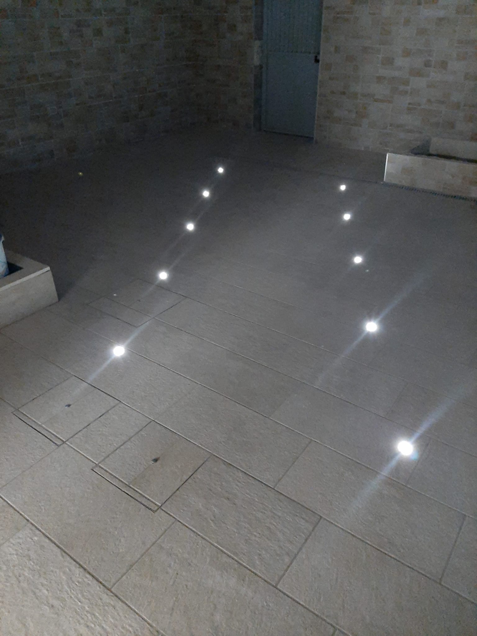 Segnapasso LED calpestabile da esterno 1W 12V - luce di cortesia per pavimento e giardino
