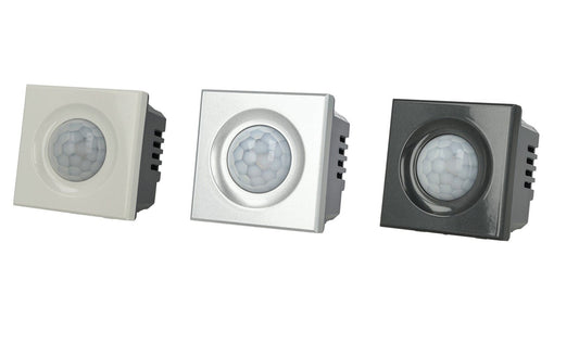 Sensore di movimento PIR con timer compatibile con BTicino Axolute - modulo da incasso per supporto e placca compatibile